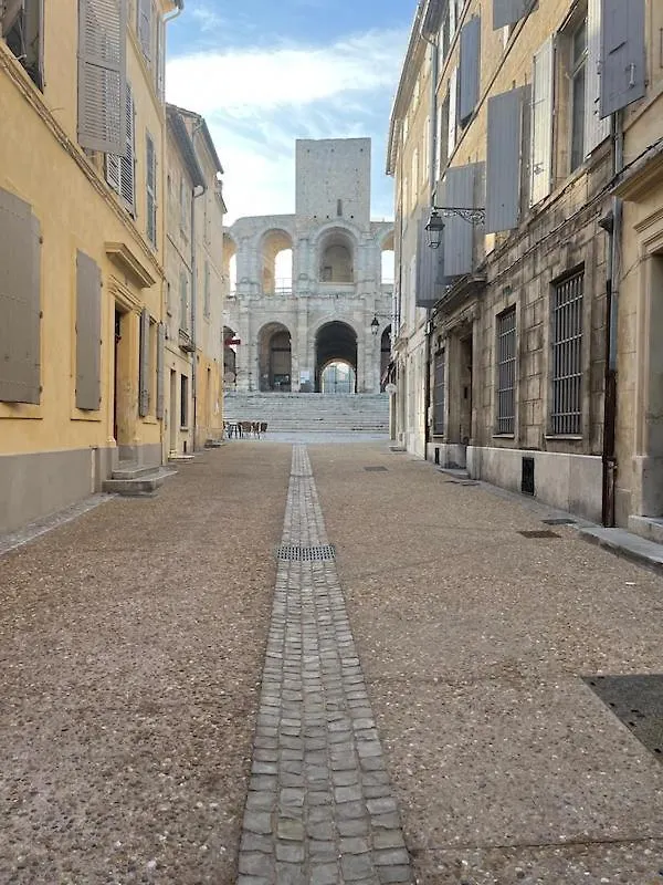 Le Blum Arles Centre Apartment 0*,